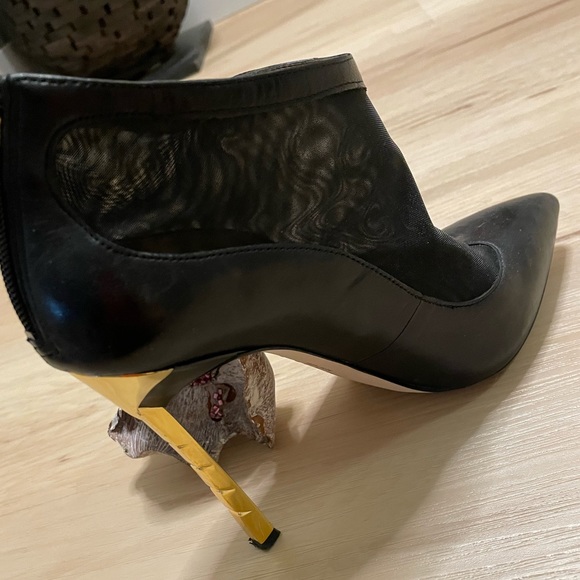 Sam Edelman SEXY stiletto booties with gold heels - Picture 6 of 13